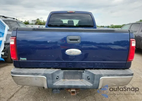 2011 Ford F250 Super Duty z USA, uszkodzony, nr VIN 1FT7W2B68BEC68553